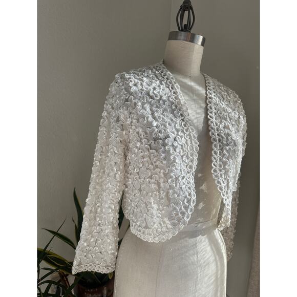 JB Collection Women's M White Lace Bolero Jacket Sheer Embroidered Long Sleeve - Picture 2 of 3